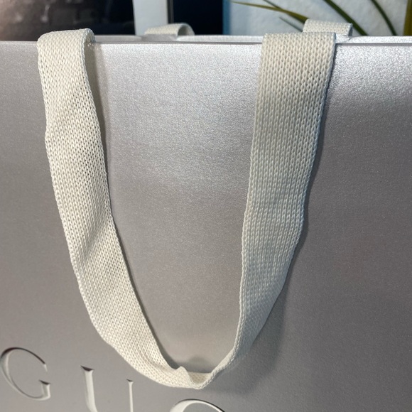 GUCCI Gift Bag 13 3/4” X 10 1/4” X 5 1/2” - Picture 5 of 6